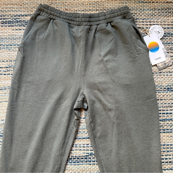 NWT Vuori Boyfriend Jogger in Laurel Heather Green Size X-Small - Picture 3 of 11